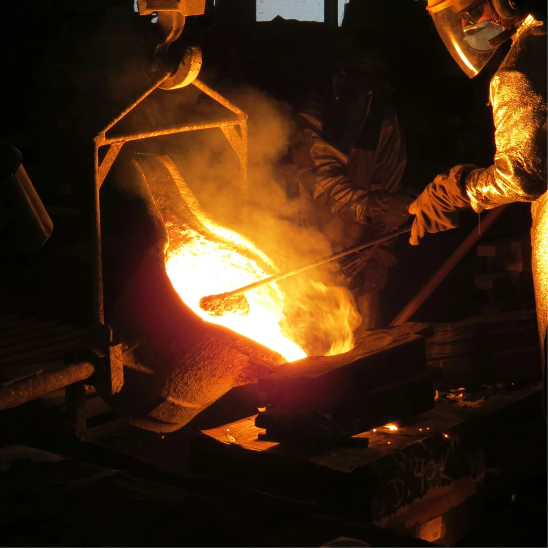Steel and metallurgy plant using high-flow industrial gas supply