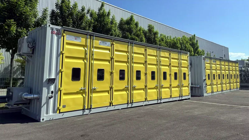 Modular battery storage containers with individual secured compartments