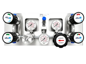 Semi-automatic changeover panel for continuous specialty gas supply