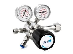 Single-stage cylinder pressure regulator for high-purity specialty gases